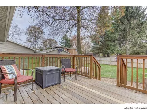 216 Willow Ln, Springfield, IL 62707 photo 8