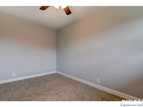 2205 Arrowhead Dr, Springfield, IL 62702 photo 14
