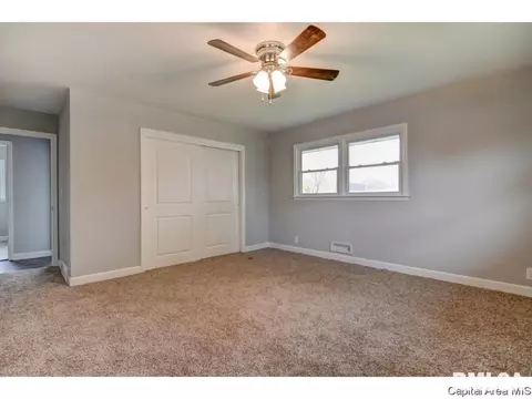 2205 Arrowhead Dr, Springfield, IL 62702 photo 25