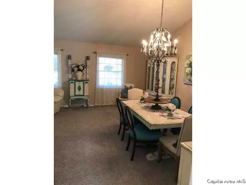 3605 Chelmsford Ct, Springfield, IL 62704 photo 3