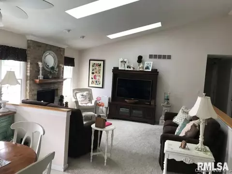 3605 Chelmsford Ct, Springfield, IL 62704 photo 9