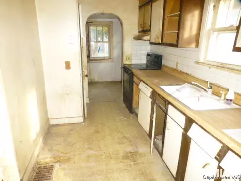 1736 S 2nd Street St, Springfield, IL 62704 photo 6