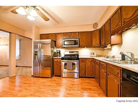 73 Bellerive Rd, Springfield, IL 62704 photo 8
