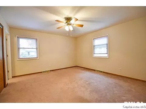 73 Bellerive Rd, Springfield, IL 62704 photo 13
