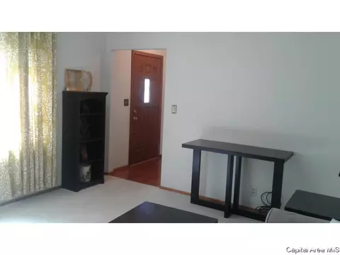 2117 Blackhawk Rd, Springfield, IL 62702 photo 4