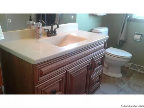 2117 Blackhawk Rd, Springfield, IL 62702 photo 22