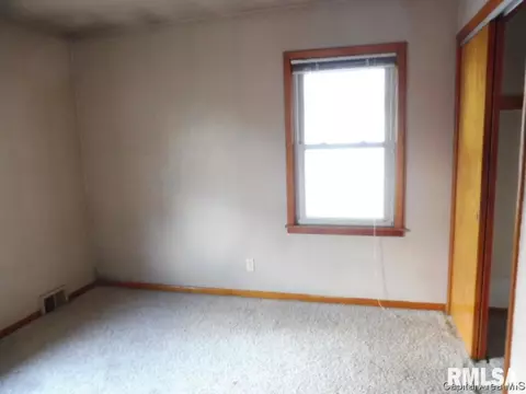 1816 E Black Ave, Springfield, IL 62702 photo 8