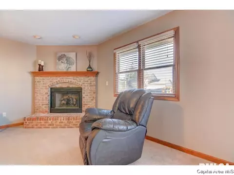 2409 Harrier Rd, Springfield, IL 62711 photo 11