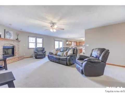 2409 Harrier Rd, Springfield, IL 62711 photo 8