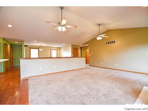 3116 Red Oak Ln, Springfield, IL 62712 photo 5