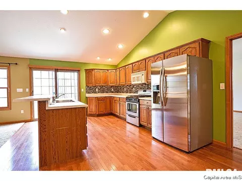 3116 Red Oak Ln, Springfield, IL 62712 photo 9