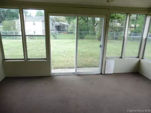42 Horseshoe Dr, Springfield, IL 62702 photo 14