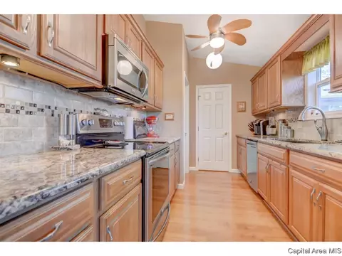 2519 Austin Dr, Springfield, IL 62704 photo 12