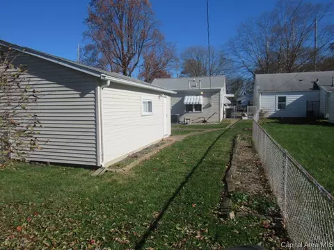2323 S 1st St, Springfield, IL 62704 photo 23