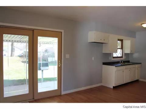 1840 Albert, Springfield, IL 62702 photo 6