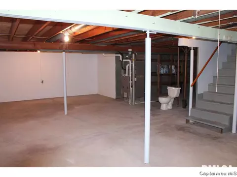 1840 Albert, Springfield, IL 62702 photo 24