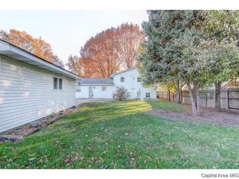 26 W Bel Aire Dr, Springfield, IL 62703 photo 36