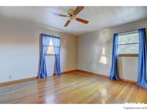 26 W Bel Aire Dr, Springfield, IL 62703 photo 16