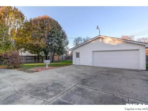26 W Bel Aire Dr, Springfield, IL 62703 photo 34