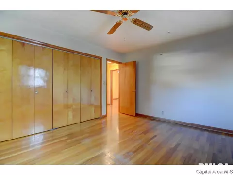 26 W Bel Aire Dr, Springfield, IL 62703 photo 18