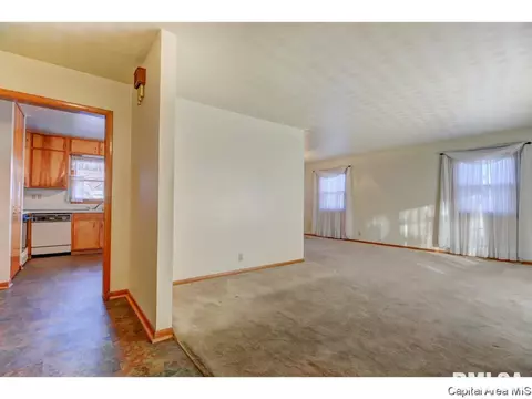 26 W Bel Aire Dr, Springfield, IL 62703 photo 11