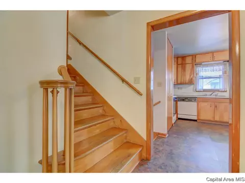 26 W Bel Aire Dr, Springfield, IL 62703 photo 4