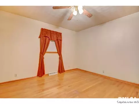 26 W Bel Aire Dr, Springfield, IL 62703 photo 22