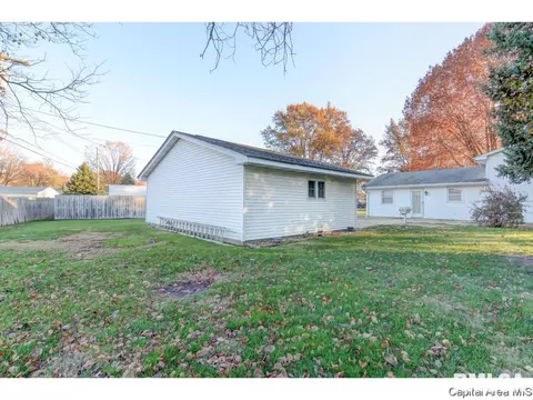 26 W Bel Aire Dr, Springfield, IL 62703 photo 35