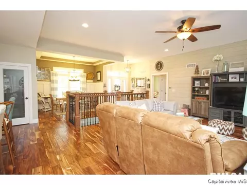 50 Navajo Dr, Springfield, IL 62711 photo 12