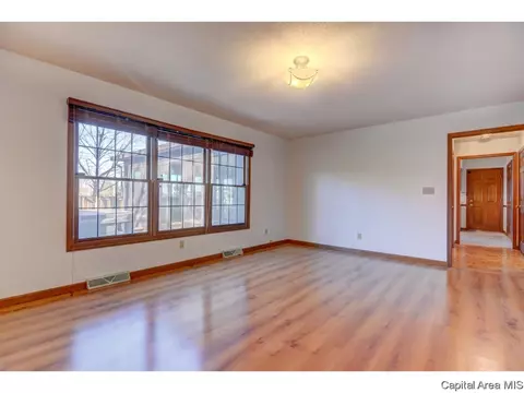 1809 Windycrest Dr, Springfield, IL 62704 photo 13