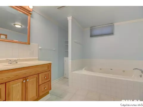 1809 Windycrest Dr, Springfield, IL 62704 photo 31
