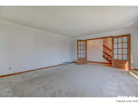 1809 Windycrest Dr, Springfield, IL 62704 photo 3