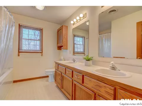 1809 Windycrest Dr, Springfield, IL 62704 photo 26