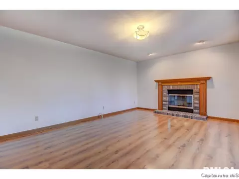1809 Windycrest Dr, Springfield, IL 62704 photo 14