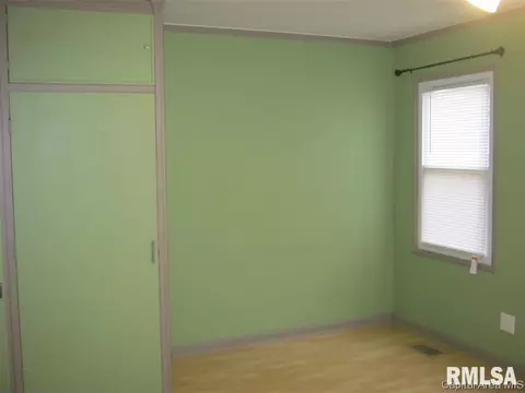 2529 S State St, Springfield, IL 62704 photo 9