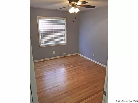 1913 N 22nd St, Springfield, IL 62702 photo 6