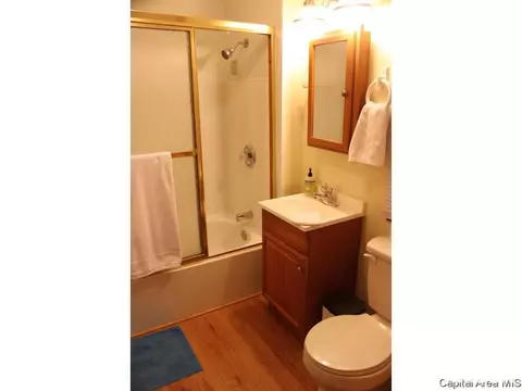 804 S Macarthur Blvd, Springfield, IL 62704 photo 2