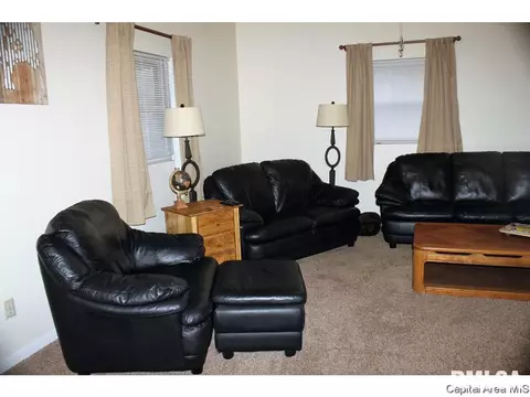 804 S Macarthur Blvd, Springfield, IL 62704 photo 11