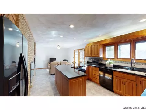 2064 Huntleigh Rd, Springfield, IL 62704 photo 14