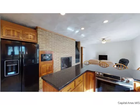 2064 Huntleigh Rd, Springfield, IL 62704 photo 15
