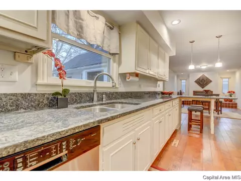 130 Pinehurst Dr, Springfield, IL 62704 photo 7