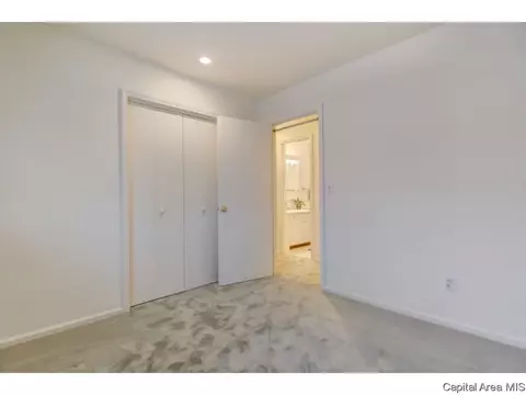 130 Pinehurst Dr, Springfield, IL 62704 photo 25