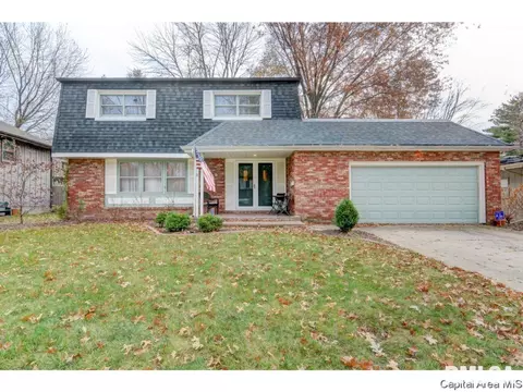130 Pinehurst Dr, Springfield, IL 62704 photo 1