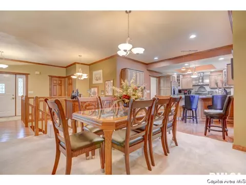 108 Timberridge Dr, Springfield, IL 62702 photo 14