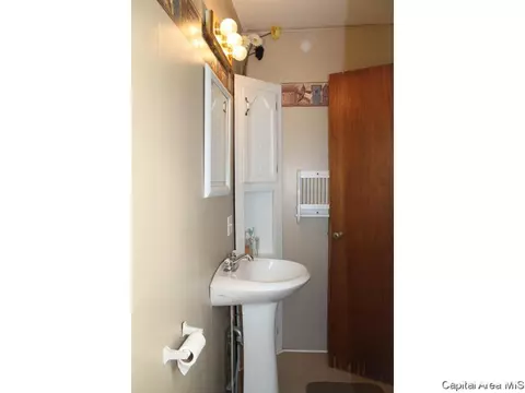 7166 E Montgomery Rd, Pawnee, IL 62558 photo 9