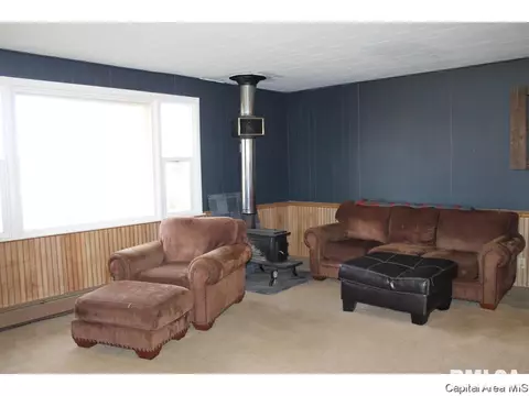 7166 E Montgomery Rd, Pawnee, IL 62558 photo 2