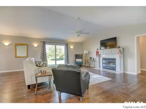 1129 Bridle Path, Springfield, IL 62712 photo 7