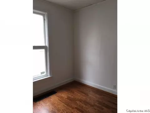 332 S State St, Springfield, IL 62704 photo 11