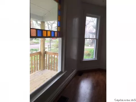 332 S State St, Springfield, IL 62704 photo 7