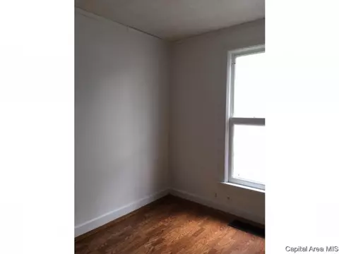 332 S State St, Springfield, IL 62704 photo 12